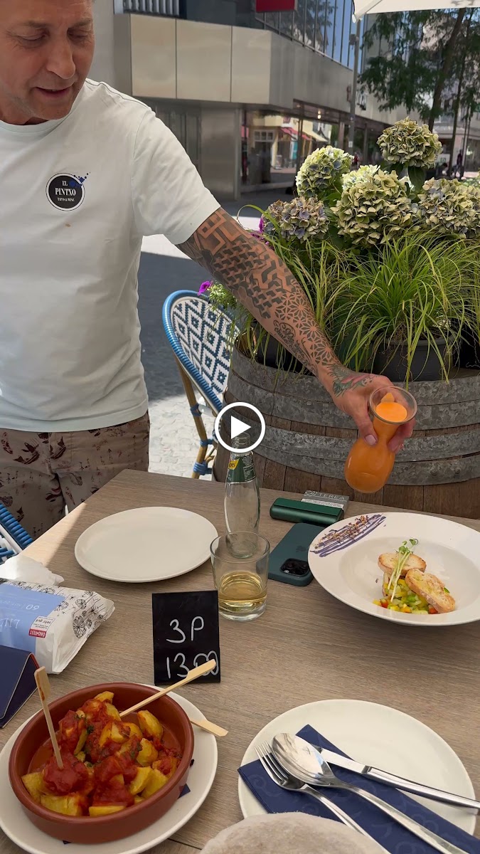 El Pintxo Tapas & Wine-2